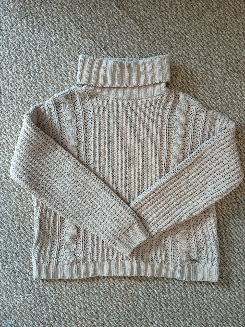 Hollister Cream Cable Turtleneck Sweater